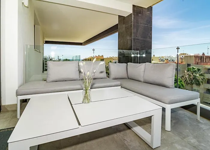 Appartamento Inf4.5p- Modern 3 Bed Next To