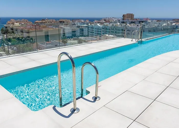 Inf4.5p- Modern 3 Bed Next To *