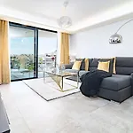 Apartment Inf4.5p- Modern 3 Bed Next To Estepona