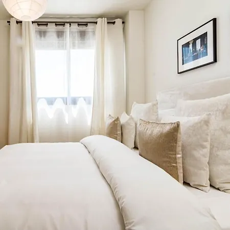 Inf4.5p- Modern 3 Bed Next To Estepona