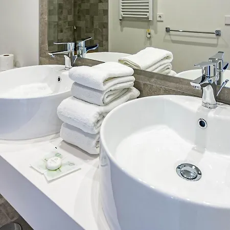 Inf45p- Modern 3 Bed Next To Appartamento *